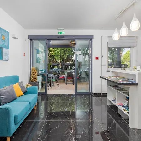 アパート Lovely In With Wifi