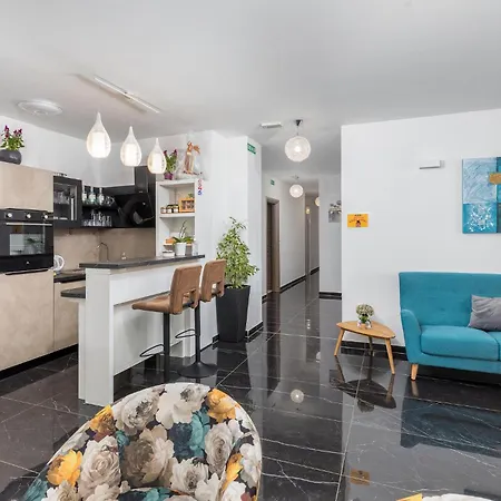 Apartment Lovely In With Wifi *